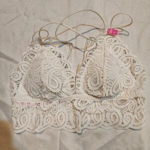 NWT Victoria’s Secret PINK White Lace Bralette Size L